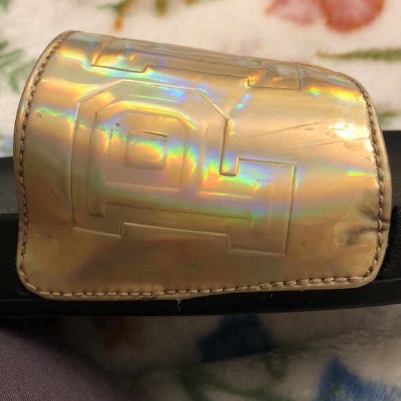 VS PINK Gold Iridescent Metallic Slides Sandal 7/8 - Picture 4 of 7